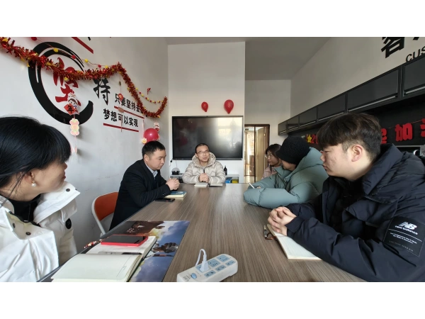 Новый год, новая атмосфера, у Cyjy хороший старт